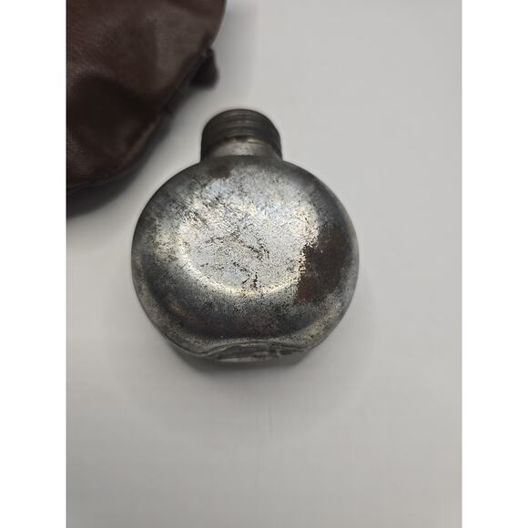 Izhmash Russian Oil Bottle Original Soviet/Russian WWII Mosin Nagant With Pouch - Picture 4 of 4